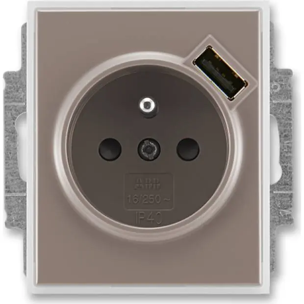 ABB 5569E-A02357 26 Time Zásuvka 1násobná s kolíkem, s clonkami, s USB nabíjením Odeslání Ihned